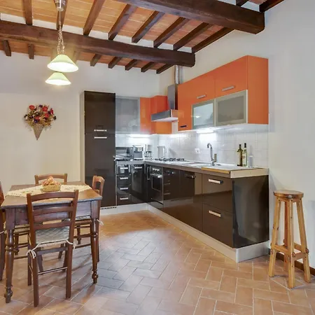 Hébergement de vacances In Tuscany With Pool & Vineyard View Lucardo